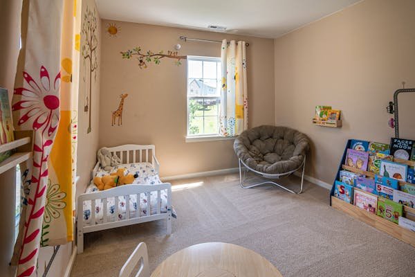 Lit enfant empilable : maximisez l'espace avec style